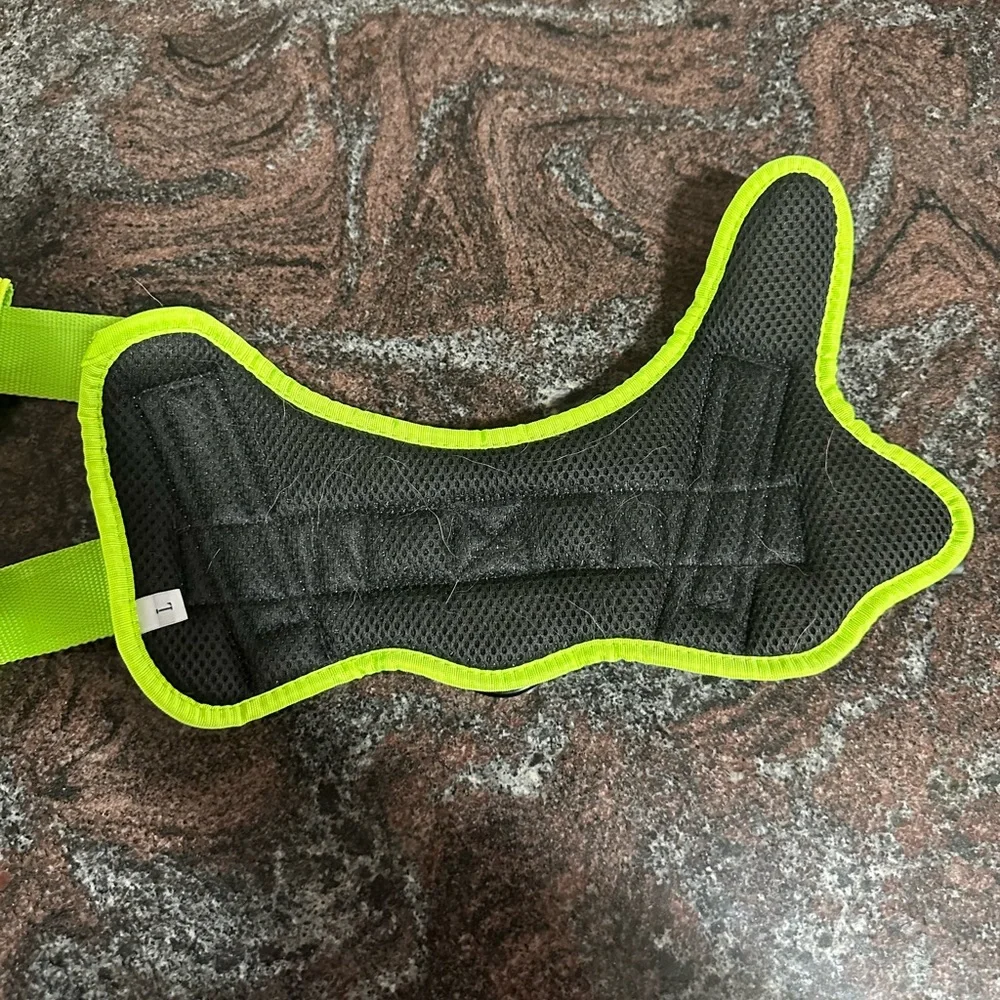 No-pull pet harness size Large